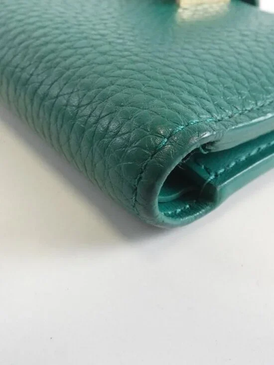 Louis Vuitton Taurillon LV Vertical CP Wallet - Picture 3 of 8